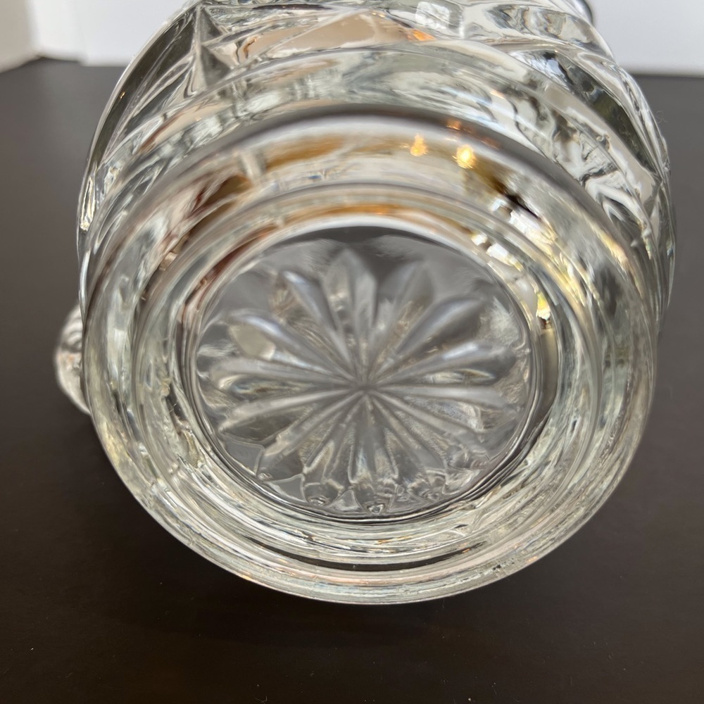 Vintage Anchor Hocking Starburst Small Pitcher - Picture 7 of 9